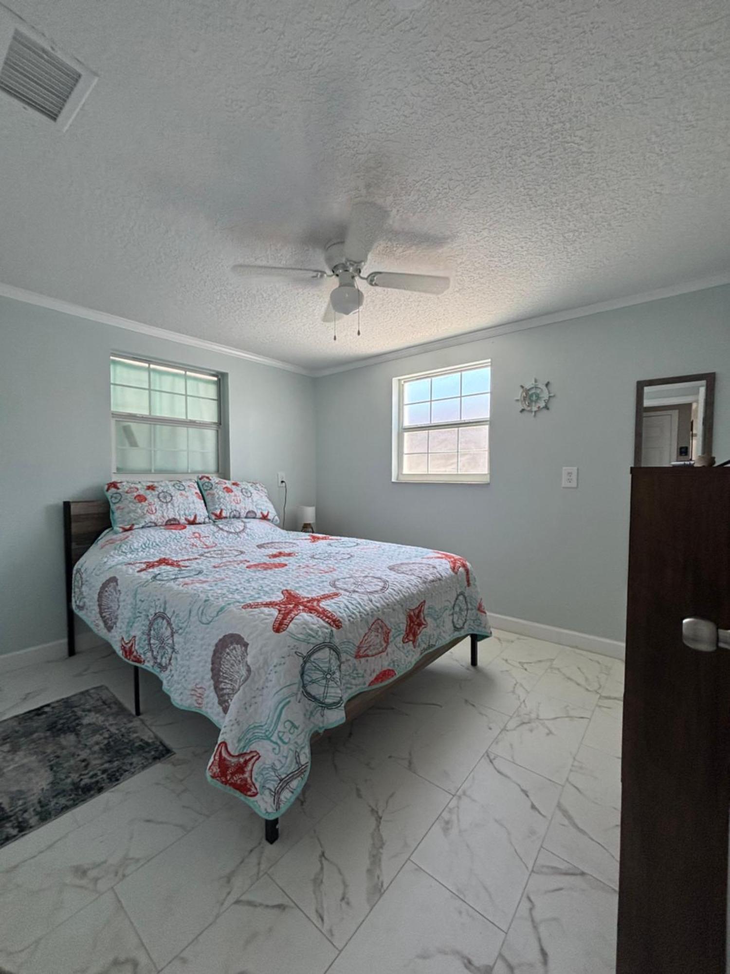Gorgeous Seaside Seashell Cottage! Hudson Εξωτερικό φωτογραφία